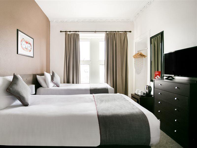 Corner Hotel Carnoustie Ngoại thất bức ảnh