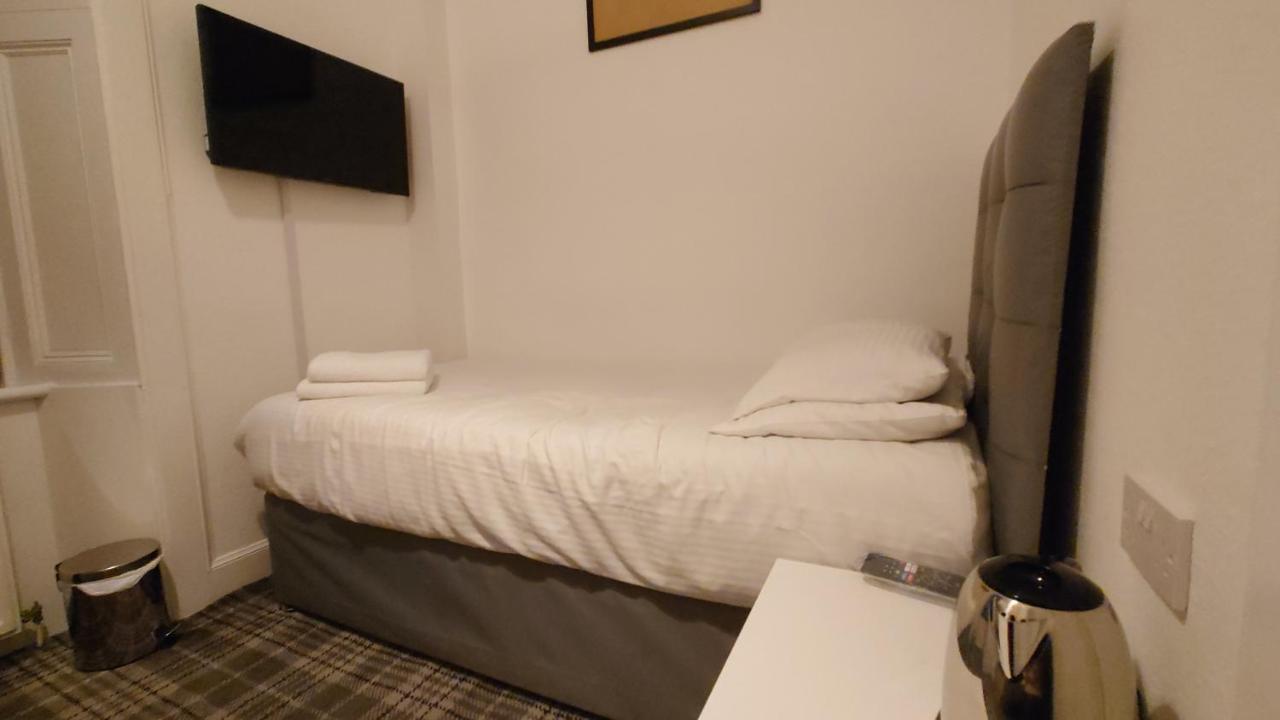 Corner Hotel Carnoustie Ngoại thất bức ảnh