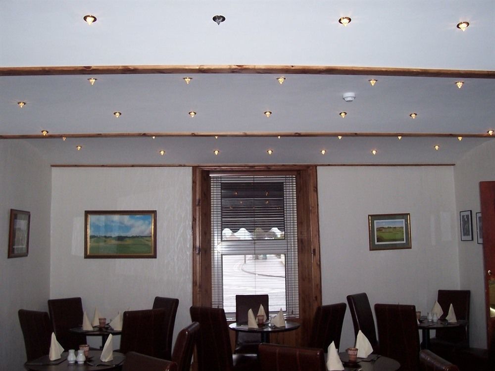 Corner Hotel Carnoustie Ngoại thất bức ảnh