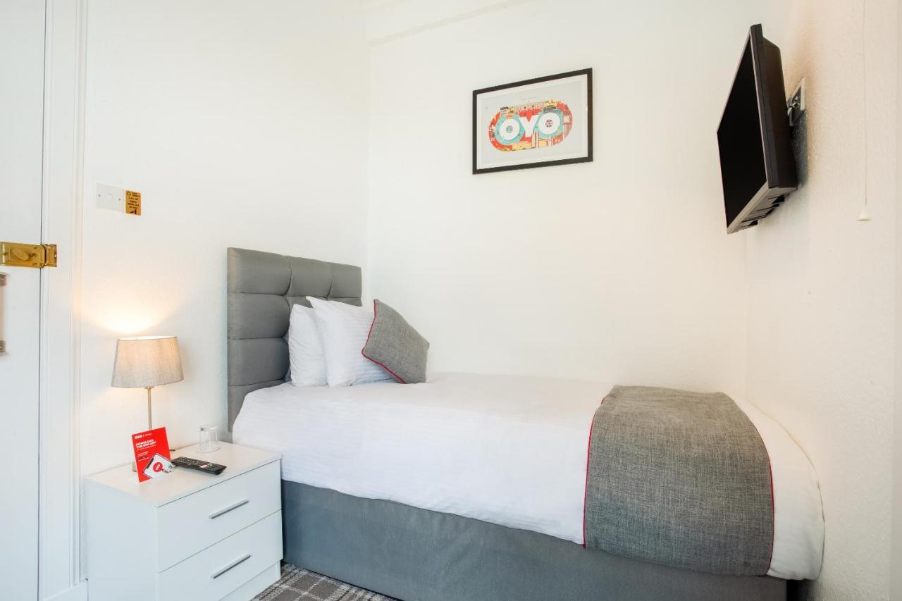 Corner Hotel Carnoustie Ngoại thất bức ảnh